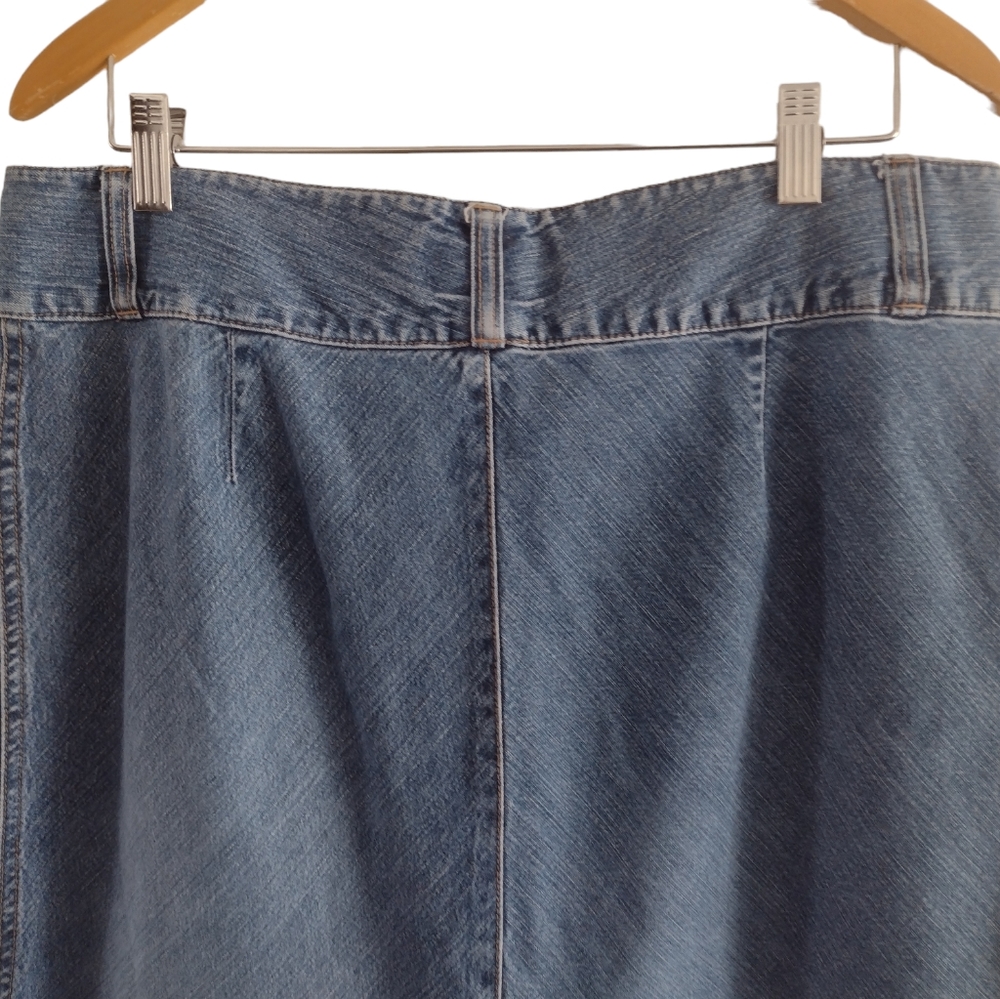Old Navy Maxi length Denim Jean skirt. Slit back. Size 14. Preloved EUC - Picture 8 of 12